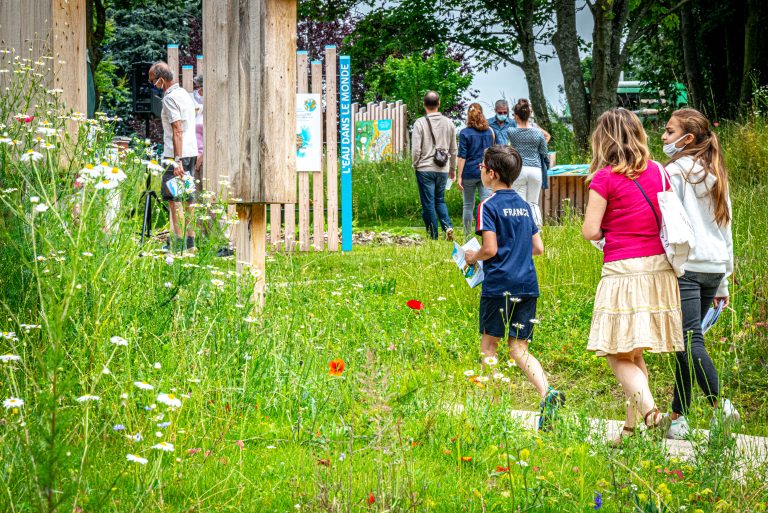 Jardin pédagogique des cycles de l'eau et de la biodiversité Sénéo