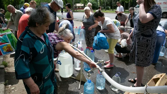 Accès d'urgence à l'eau potable pour les populations affectées par le conflit ukrainien
